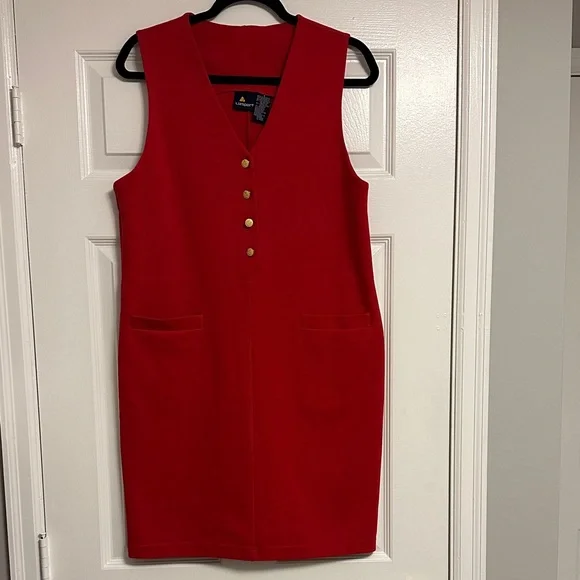 ✨ LizPort Vintage Red V-Neck Dress – Gold Accent Glam ✨ - Picture 1 of 6